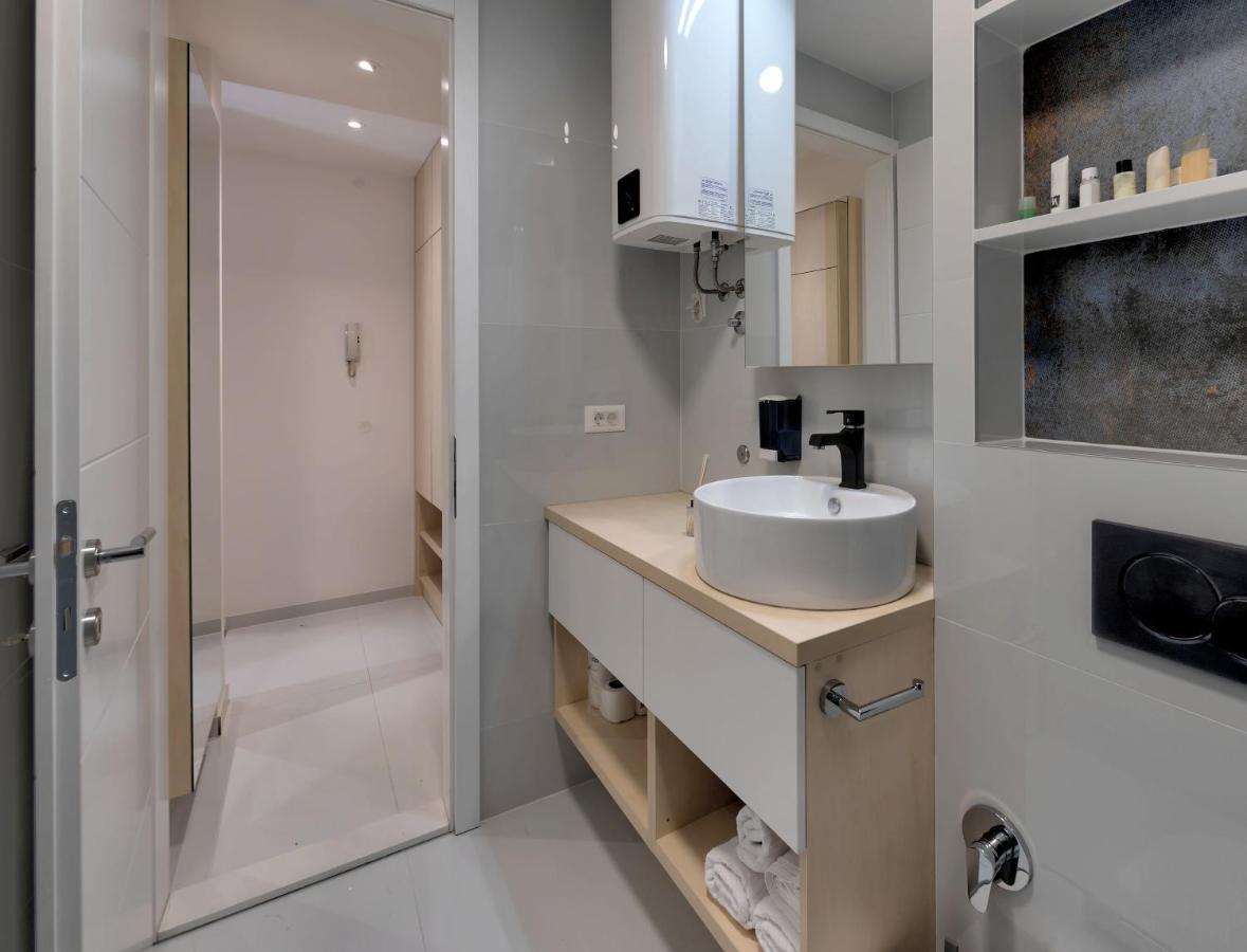 Luxury Studio Yasmine Downtown 莫斯塔尔 外观 照片